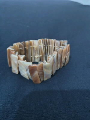 Bone bracelet like new with elasticity