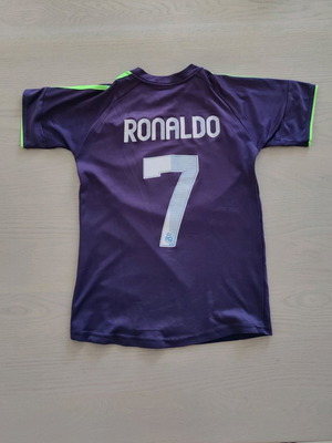 Real Madrid 2012/13 away kit