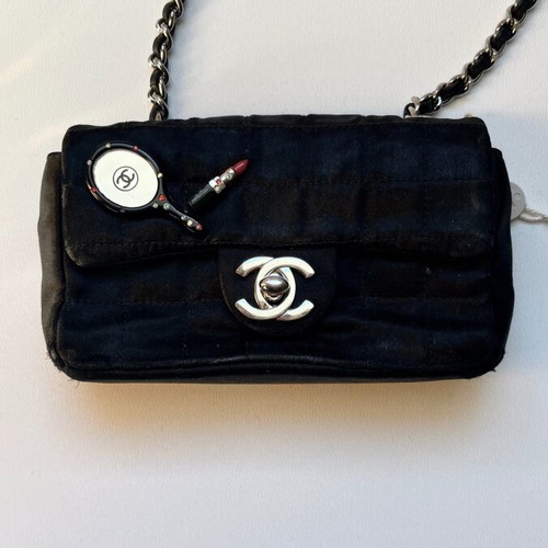 Chanel shoulder bag used, black, conic Fall04