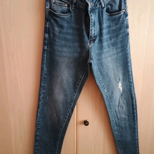 Jeans slim fit like new, blue, sizes S and M