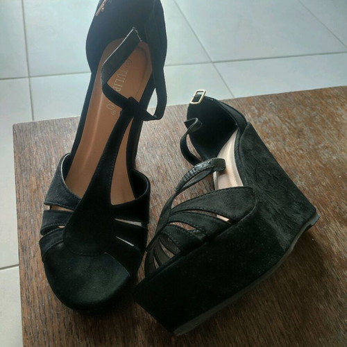 Ankle boots and sandal almost new, pack of 3 pairs