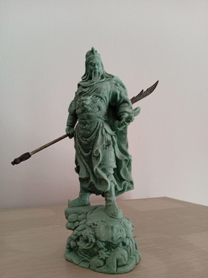 Collectible Guan Yu Statue with Metal Guan Dao Weapon, New