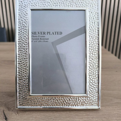 Photo frame 10x15 new, metal with silver hammered design