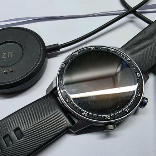 ZTE Watch GT Black used with new straps and box