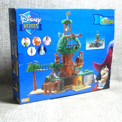 Tree House Peter Pan Pirates Disney Heroes Famosa vintage sealed new