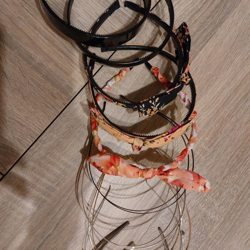 Hairbands set of 14 in various styles, new, multicolor