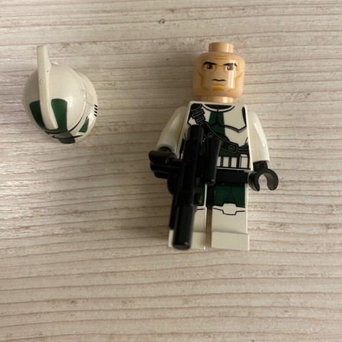 Lego Ninjako and Star Wars figures used