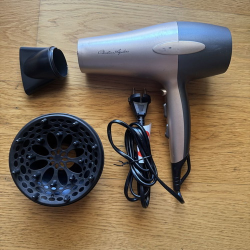 Christina Aguilera Hairdryer 2200W used with Paris Hilton brush gift