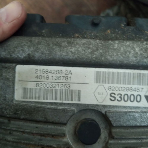 Ecu computer Renault Megane Sagem 21584288-2A used, S3000