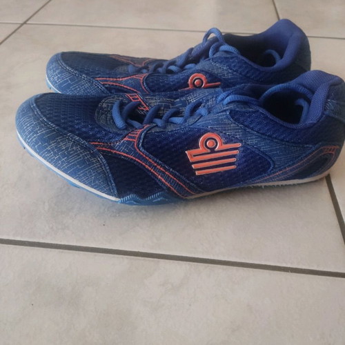 Spikes running shoes used, size 40, blue athletic