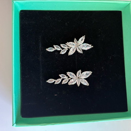 Bridal earrings leaves new, silver with transparent stones