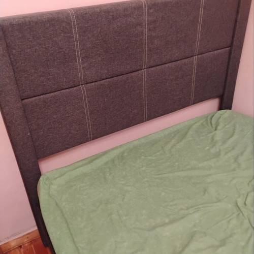 Bed with mattress like new, dimensions 2.10x1.20