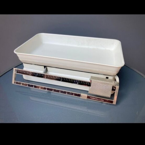 Baby scale like new