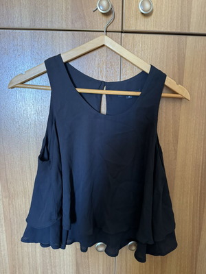 Black blouse with open shoulders size M like new by Tally Weijl