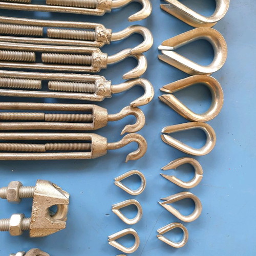 Turnbuckles new, pack of 8 pieces