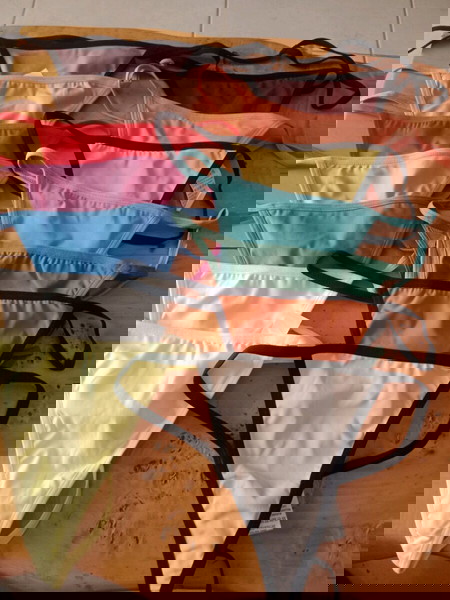 string εσώρουχα γυναικεία