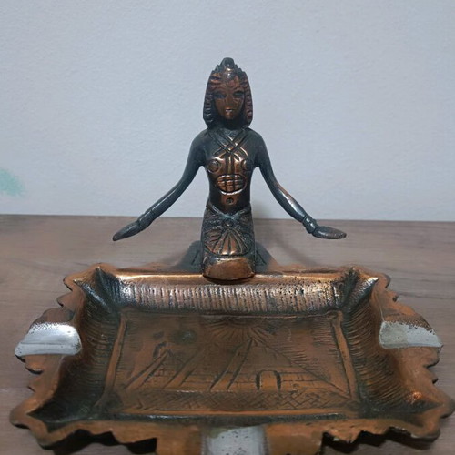 Vintage Egyptian Cleopatra Ashtray used