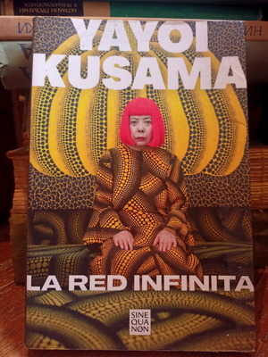 La red infinita автобиография на Yayoi Kusama като ново, испанско издание