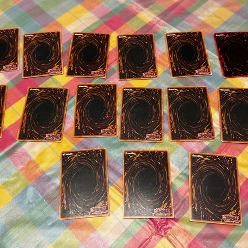 Yu-Gi-Oh cards used, pack of 15