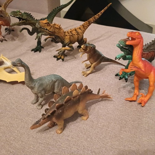 Dinosaurs like new