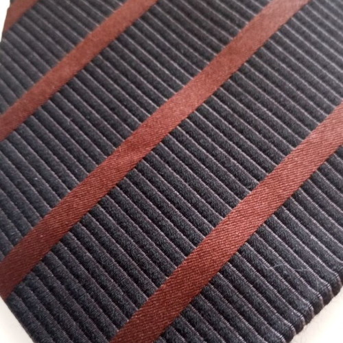 ZARA Man Tie like new, classic striped design in dark blue and brown