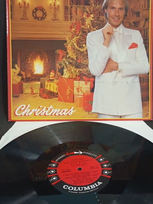 Richard Clayderman Christmas vinyl used in very good condition