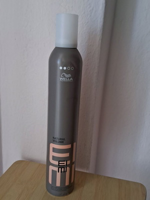 Wella hair mousse 500ml like new for medium hold