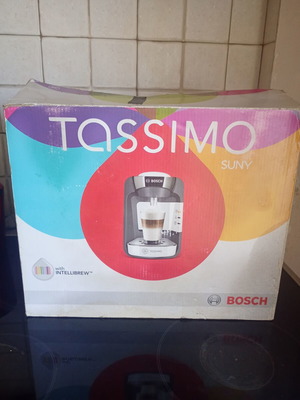 Bosch Tassimo Suny coffee maker used, white