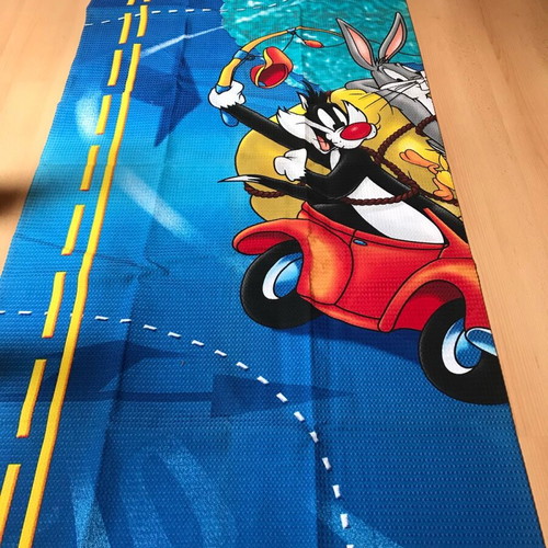 Looney Tunes pique blanket new with pillowcase