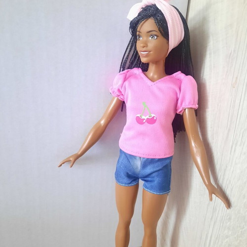 Barbie Brooklyn Roberts doll Big City Big Dreams like new