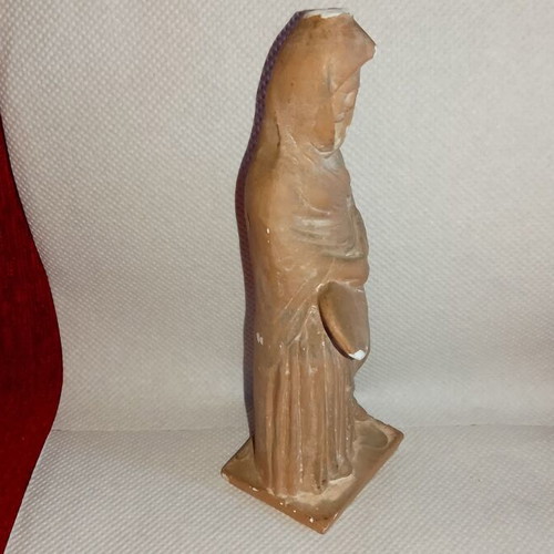 Tanagra Statuette 360 BC faithful replica like new