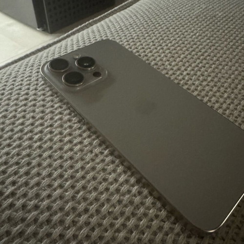 iPhone 15 Pro Max 256GB used, excellent condition