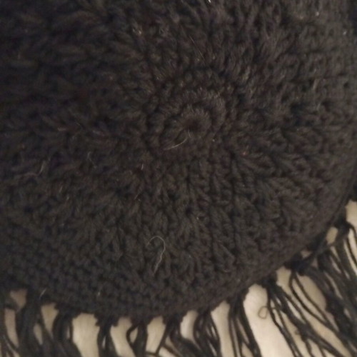 Women's crochet bag with fringes like new, black
