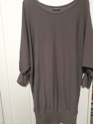Caramella pullover dress like new, beige and brown