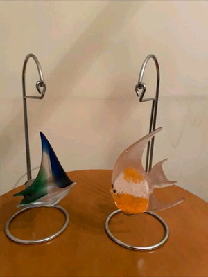 Glass decorative fish like new, set of 2 with tealight candle holder