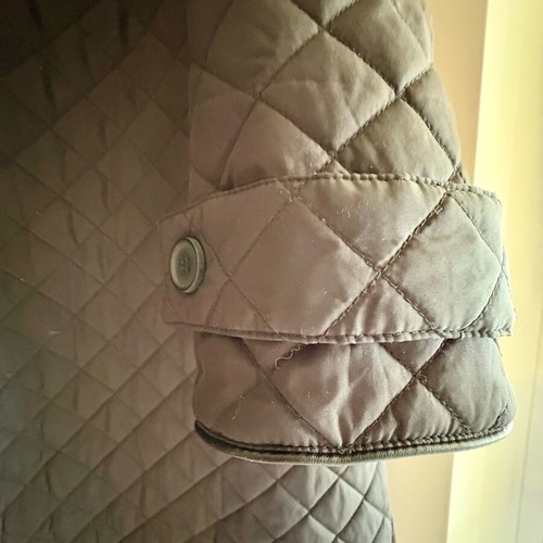 H&M quilted long jacket like new, size Large, black