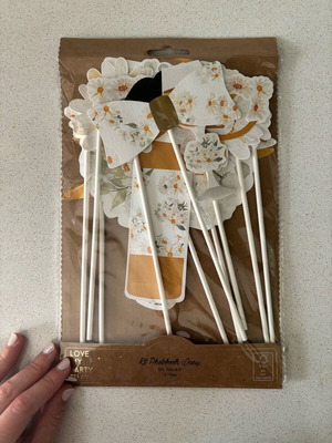Wedding props new