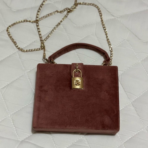 Shoulder bag like new, worn once