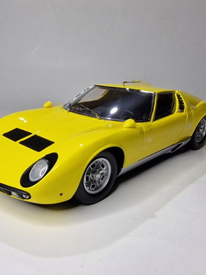 Kyosho Lamborghini Miura P400S Metal Model Scale 1:18 New