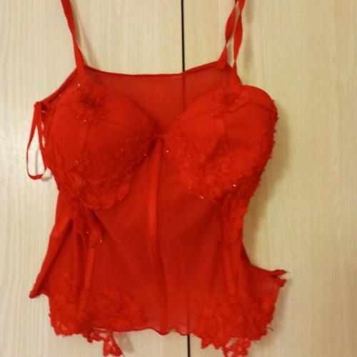Red corset blouse embroidered like new, size L