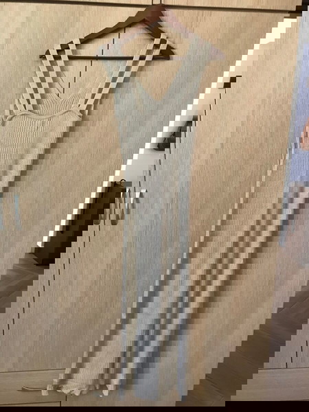 Μάξι  φόρεμα massimo dutti