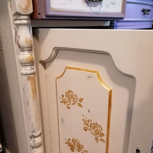 Antique buffet used with 7 drawers and 2 lockable cabinets