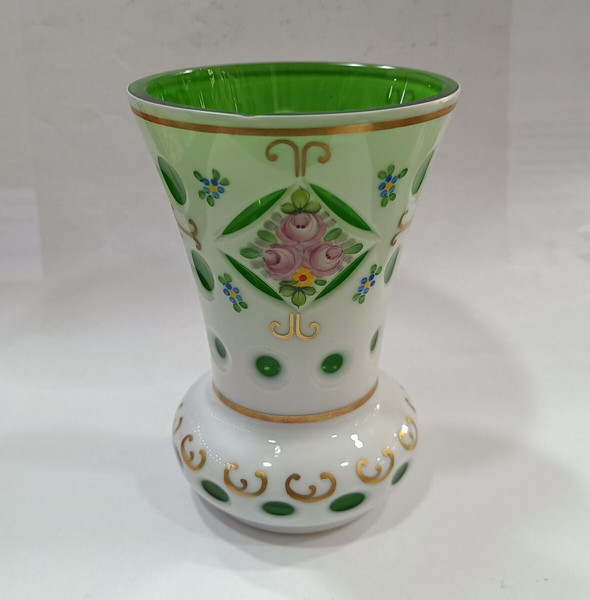 Vintage γυαλί πράσινο και χρυσό Biedermeier, συλλεκτικό Moser, σε floral διακόσμηση !