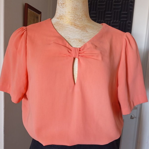 Massimo Dutti women's blouse size M, peach color