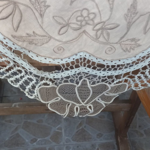 Vintage lace cutwork embroidery table linen used, cotton threads
