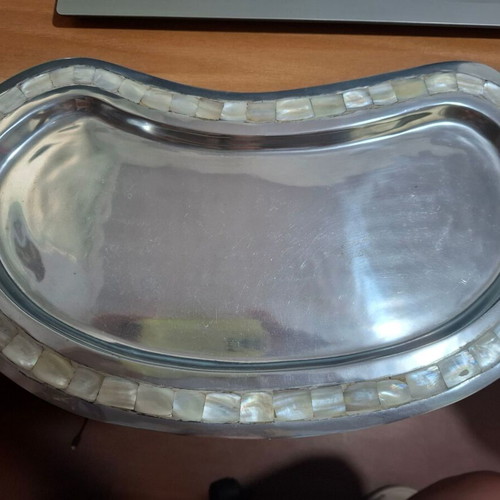 Decorative metal kidney-shaped tray with shell inlay like new
