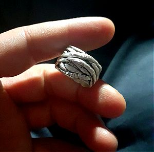 Ασημένιο δαχτυλίδι