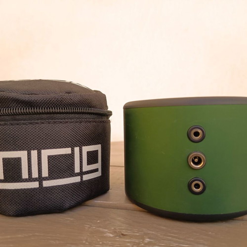 Minirig Portable Bluetooth Speaker used, charging issue, with case and charger