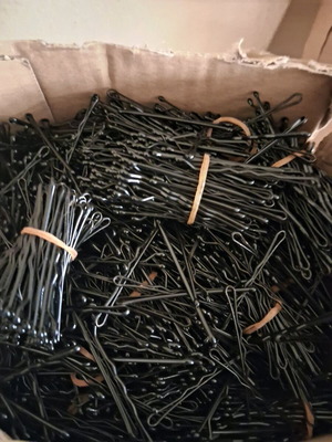 Black Wavy Hairpins 4.5 cm, new, 2 kilos