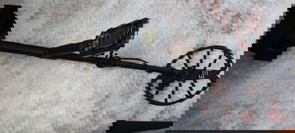 ΑΝΙΧΝΕΥΤΗΣ Μετάλλων Nokta Makro Simplex+
